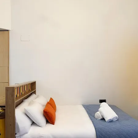 Labarta Estudio En Puerta Del Sol Con Parking شقة فيجو