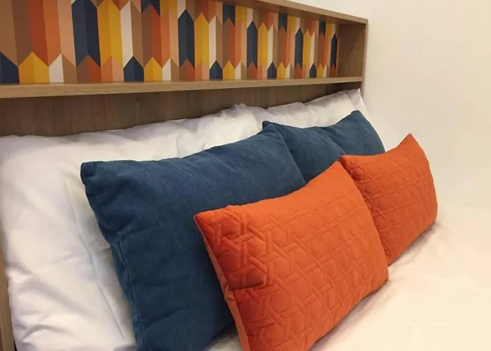 Labarta Estudio En Puerta Del Sol Con Parking *