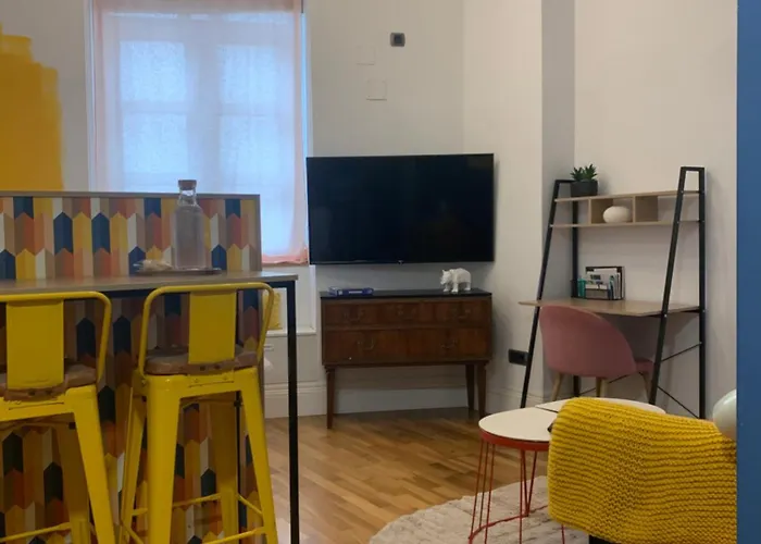 Labarta Estudio En Puerta Del Sol Con Parking Apartamento Vigo