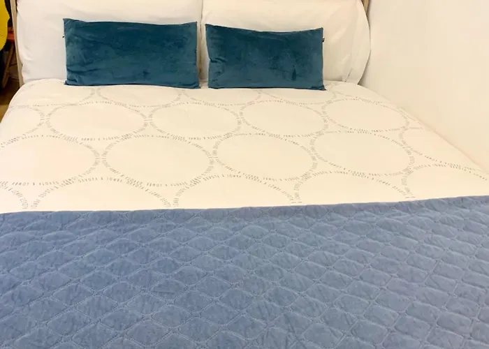 Labarta Estudio En Puerta Del Sol Con Parking *